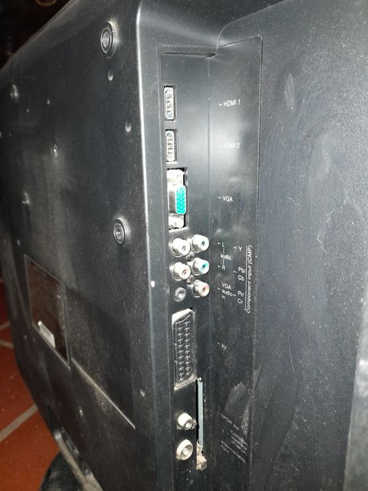 Televisão TCL 32A12H.  32'