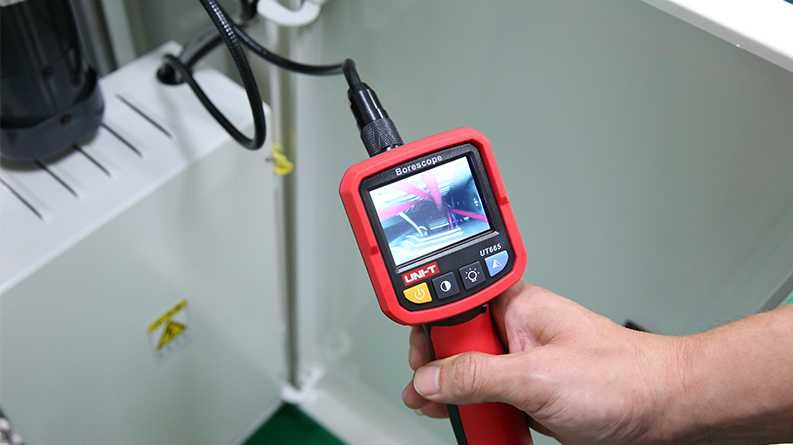 Kamera termowizyjna miernik lakieru  endoskop poziomnica laserowa