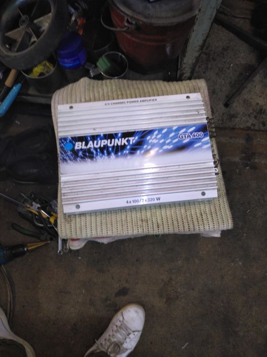 Підсилювач звука BLAUPUNKT