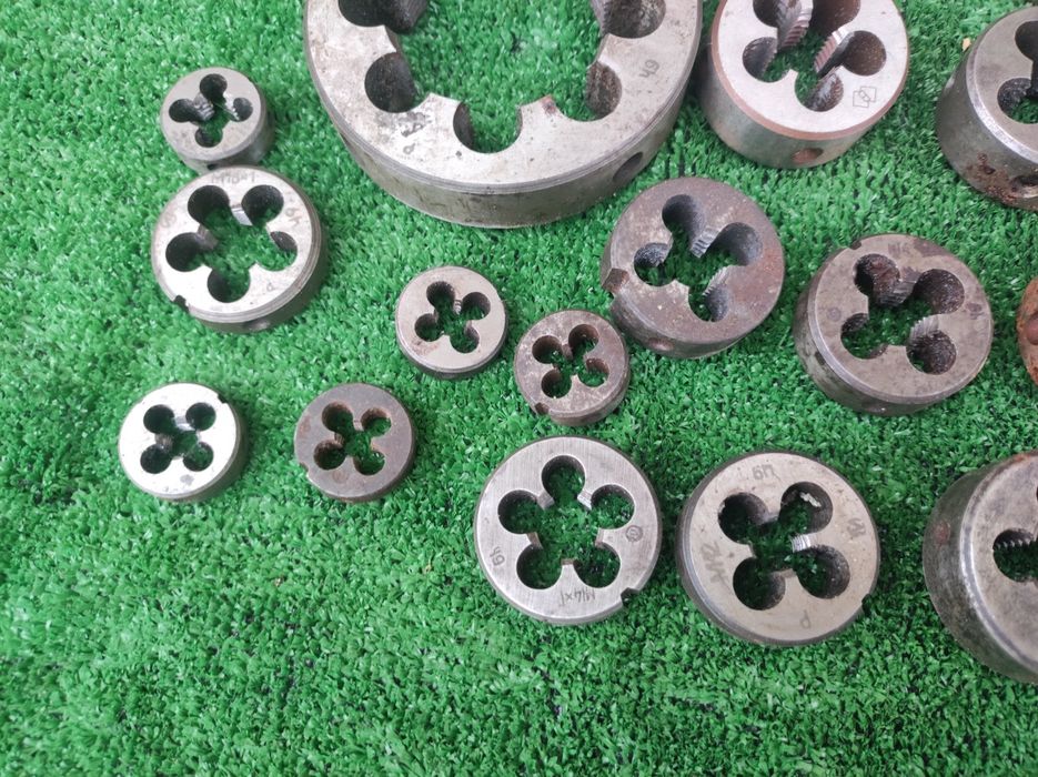 Плашка метрична, лерка виробництво СССР різні розміри