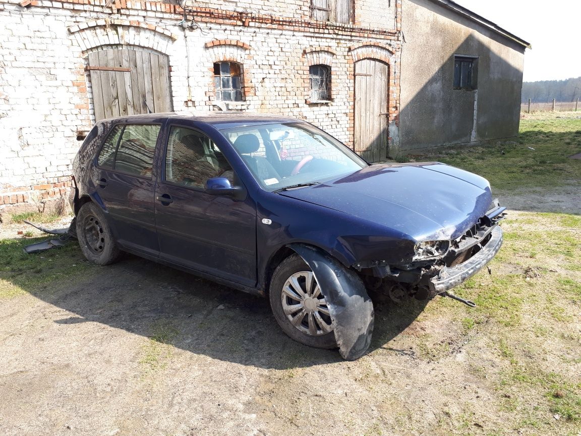 VW Golf 4 1.6 SR  Klapa drzwi szyby kompresor