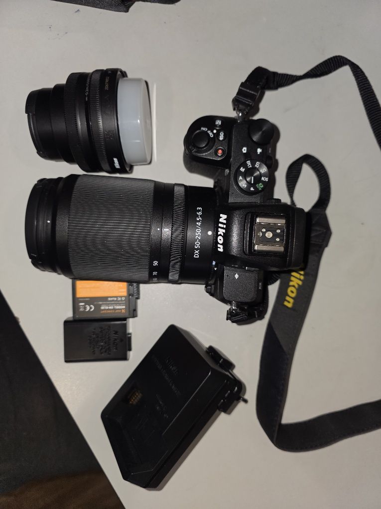 Aparat Nikon Z 50 w zestawie. Stan idealny.