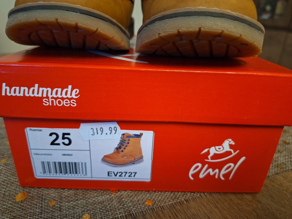 Kozaki chłopięce, emel, R.25.