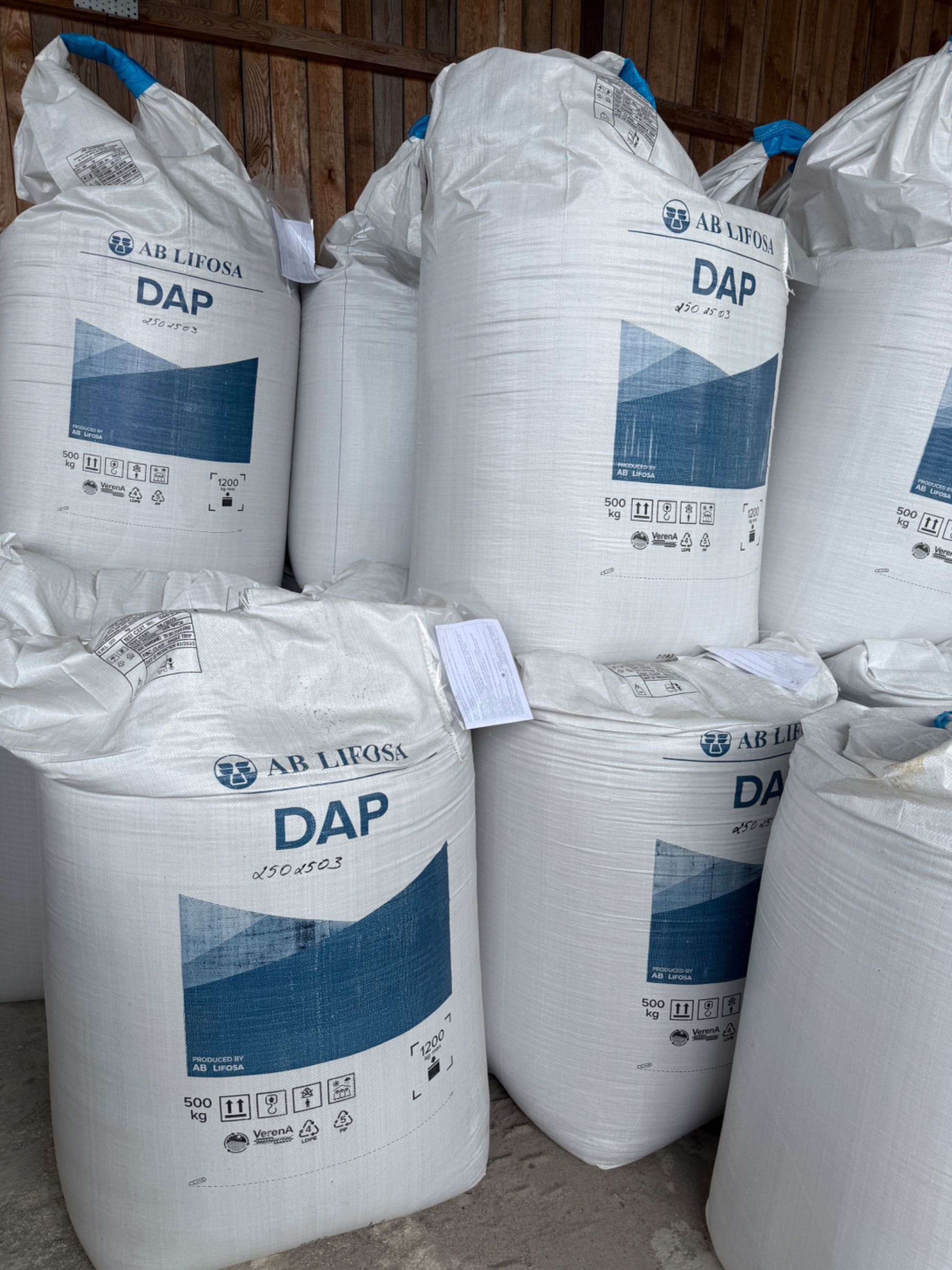 Nawozy: Saletrosan, Fosforan DAP, Salmag, ESTA, AtriGran, Saletrzak