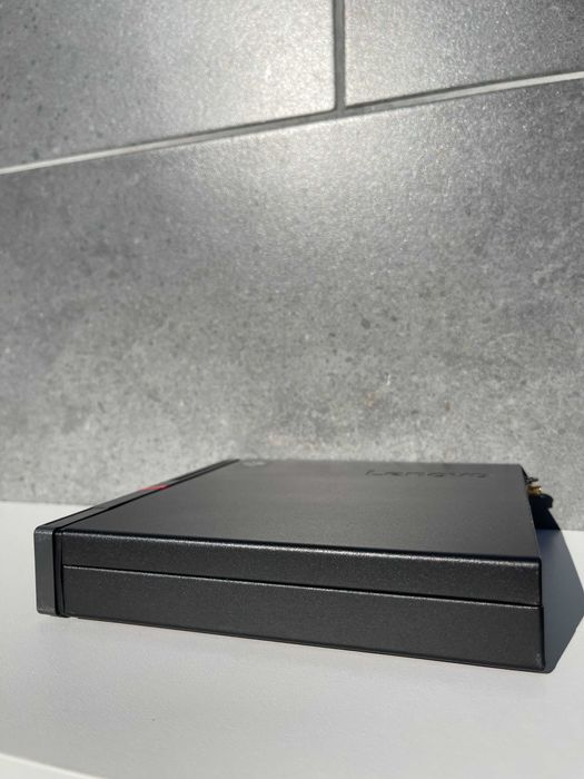 Системний блок Lenovo M715q/Ryzen 5 Pro 2400/16Gb/256Gb/Windows 10 Pro