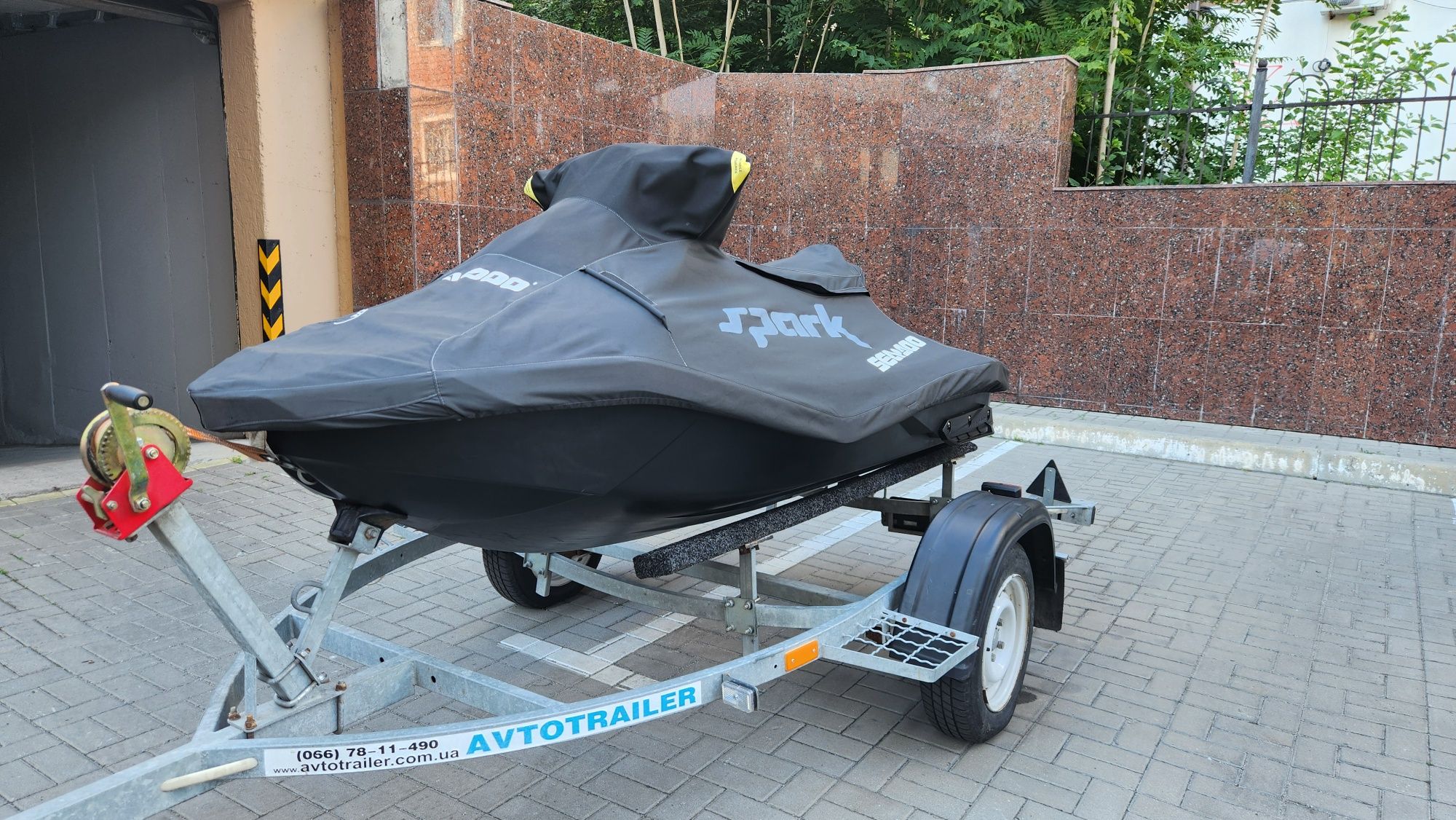 гидроцикл brp Spark в идеальном состоянии с документами