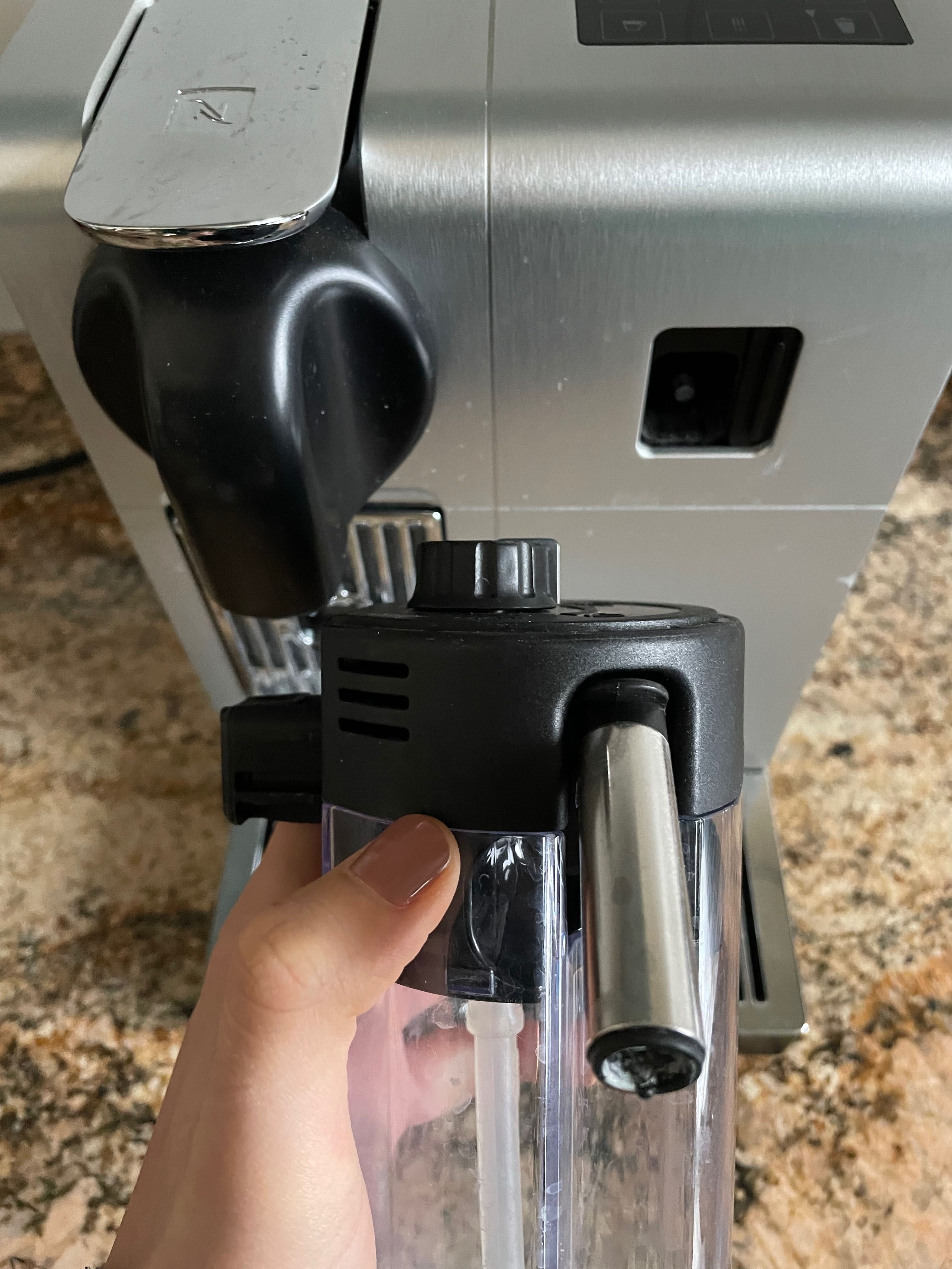 Ekspress do kawy Nespresso Delonghi