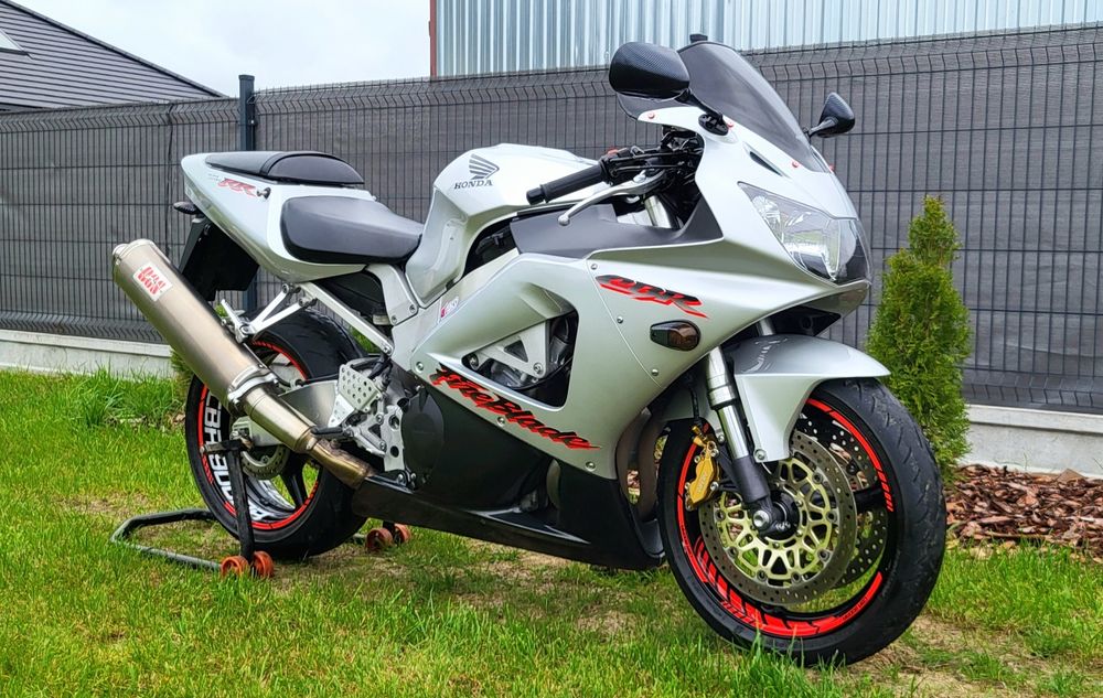 Honda CBR 929 ! 2001 ! 48 tys km ! Orginal ! Stan BDB !