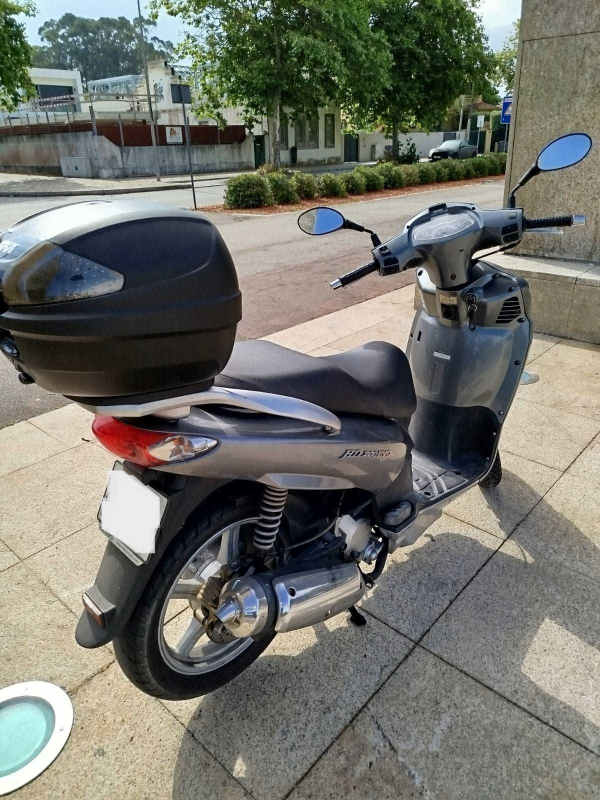 SYM HD 200 Económica; ótimo estado 2009