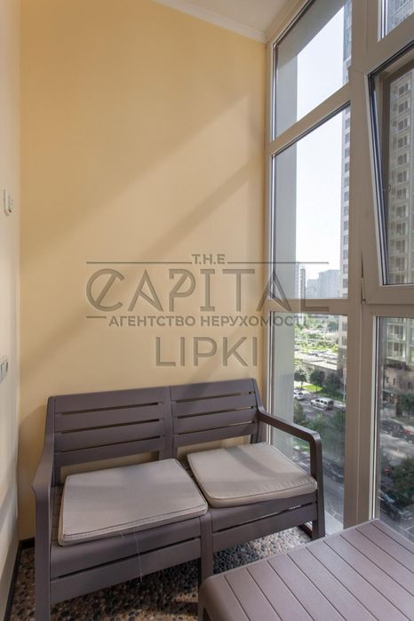 Оренда великої квартири на Липках, Київ