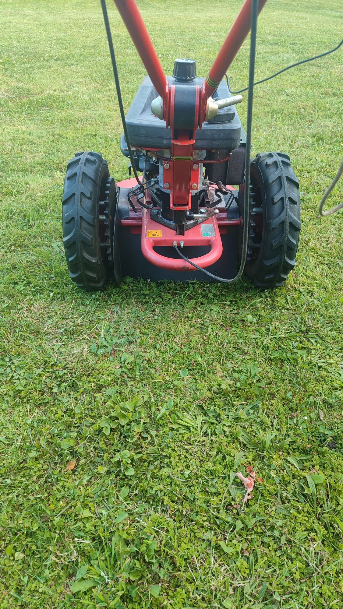 Косарка terra vari dakr роторна сіно косарка
