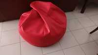 Puff vermelho napa