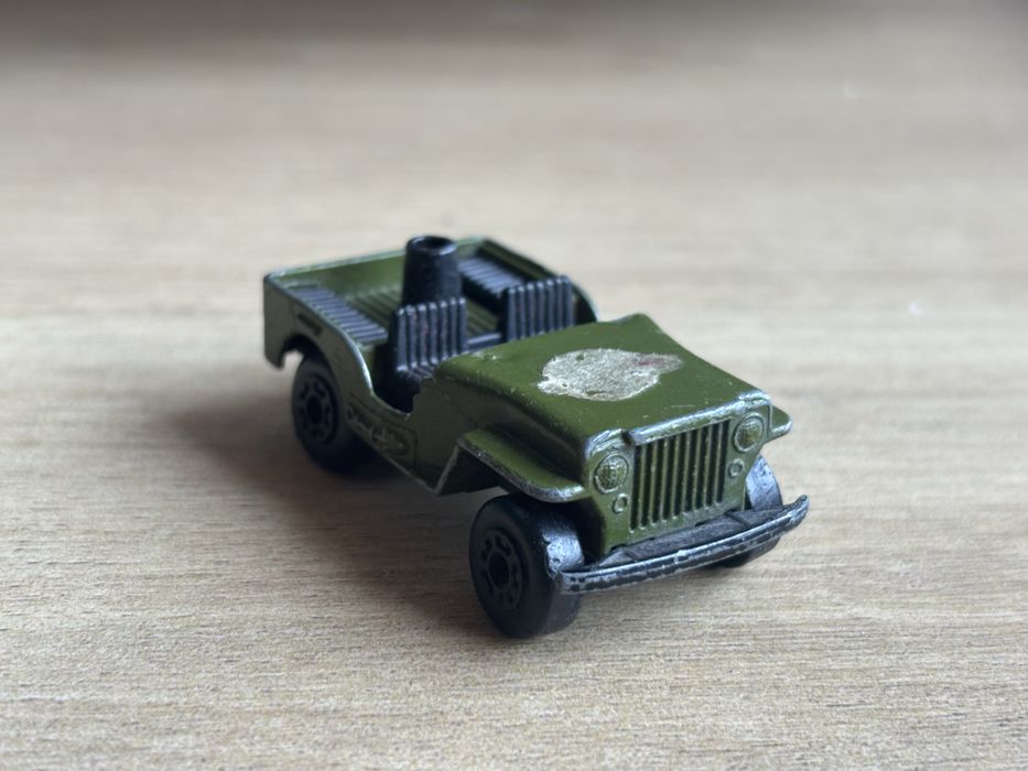 Jeep Willys Matcbox 1976 Lesney model samochodu Supefast wojsko