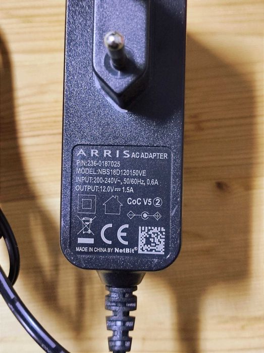 Carregador / adaptador / transformador / PSU box TV Arris 12v 1.5A