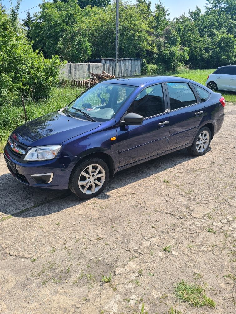 Lada Granta 1.6 benzyna 98KM  2016rok klima