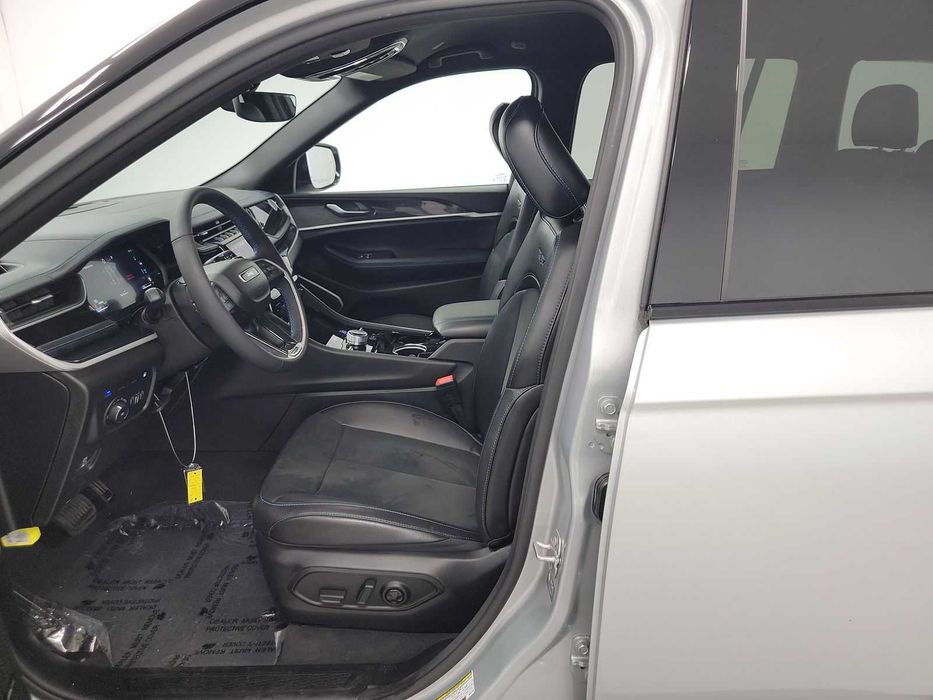 2022 Jeep Grand Cherokee 4XE Trailhawk