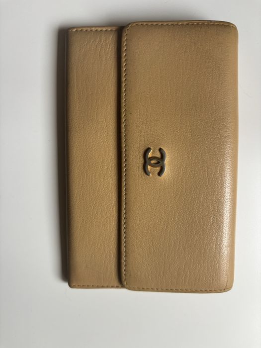 Carteira chanel bege