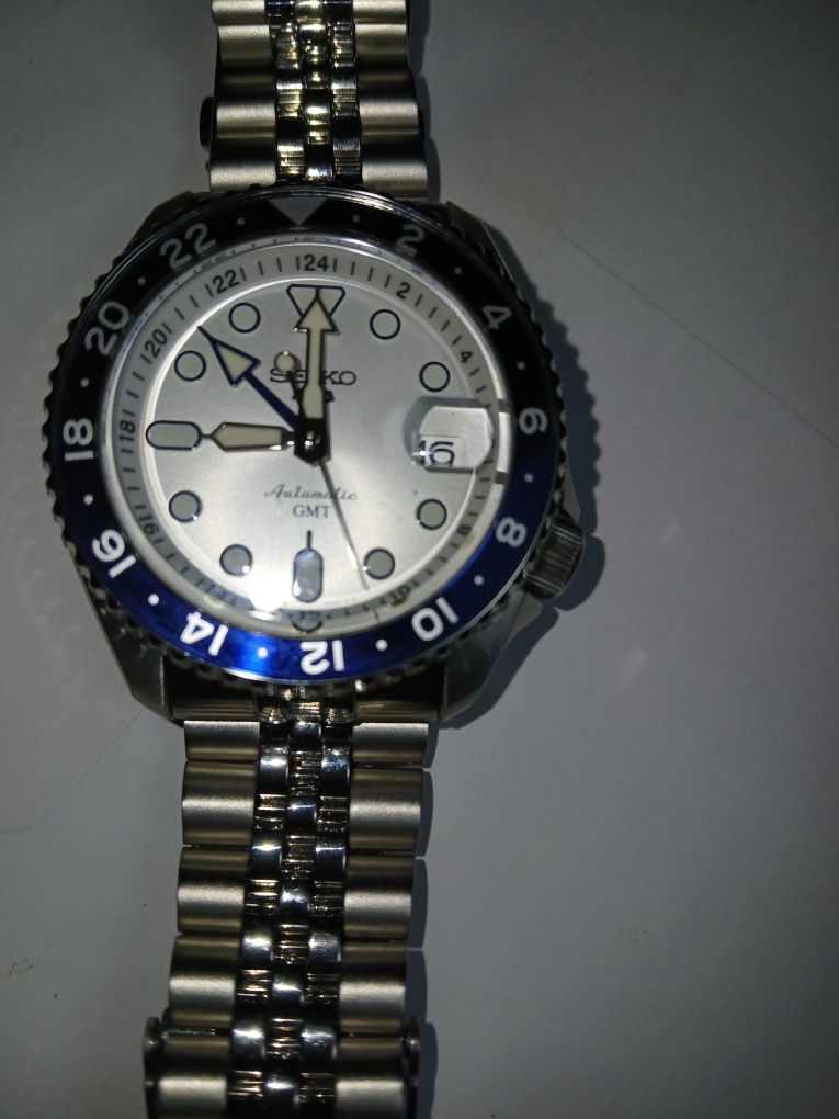 Relógio Seiko automático GMT