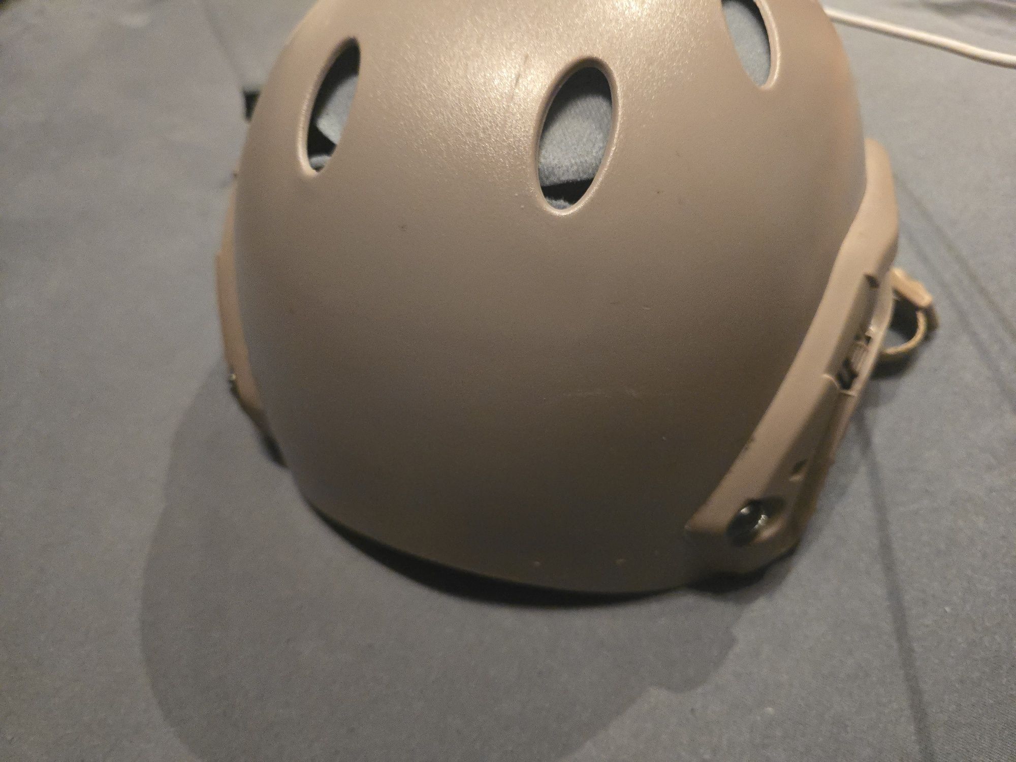 Chełm FAST z szybą do ASG, gogle, kask, ochrona twarzy