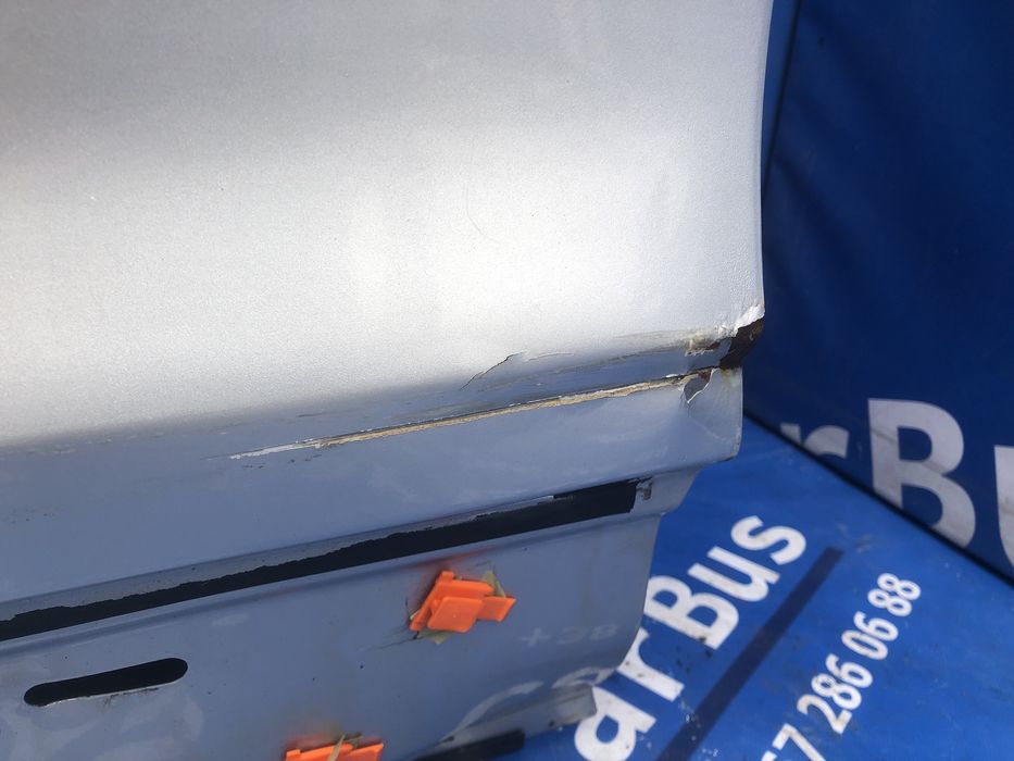 Двері передні ліві Audi  Ауді кю7   Ауди ку7 дверь двери