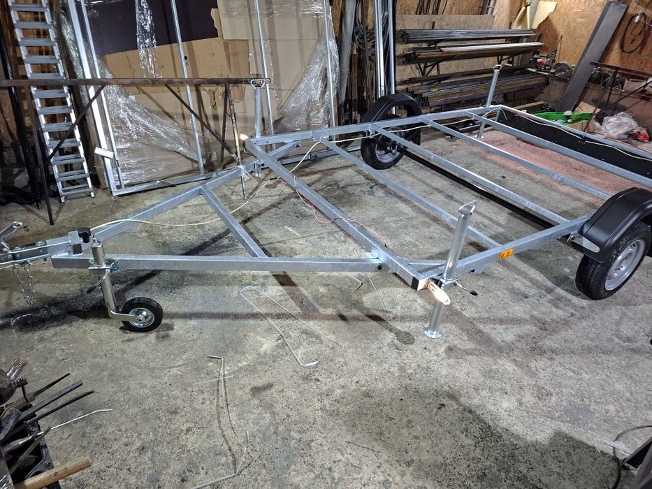 прицеп оцинкований  платформа рама чан