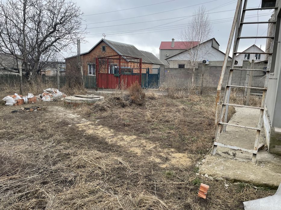 Продаж/обмін будинку та окремої земельної ділянки
