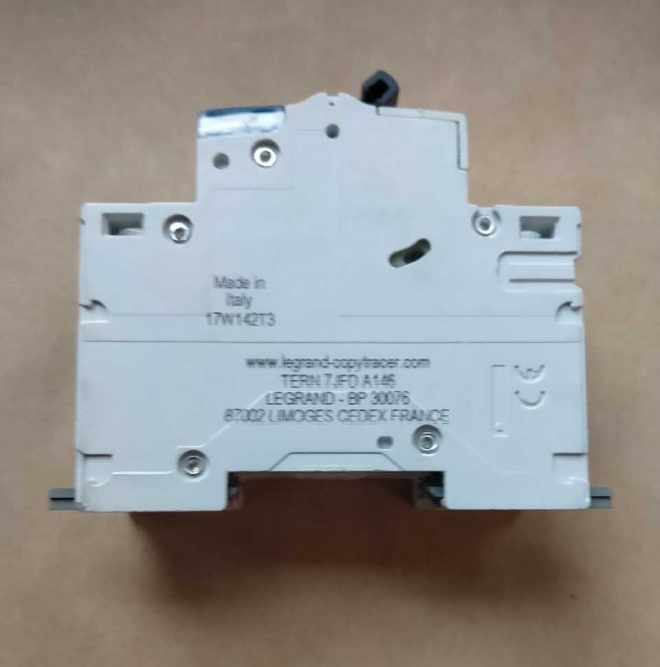 Legrand wyłącznik nadprądowy S 312 2P C 25A