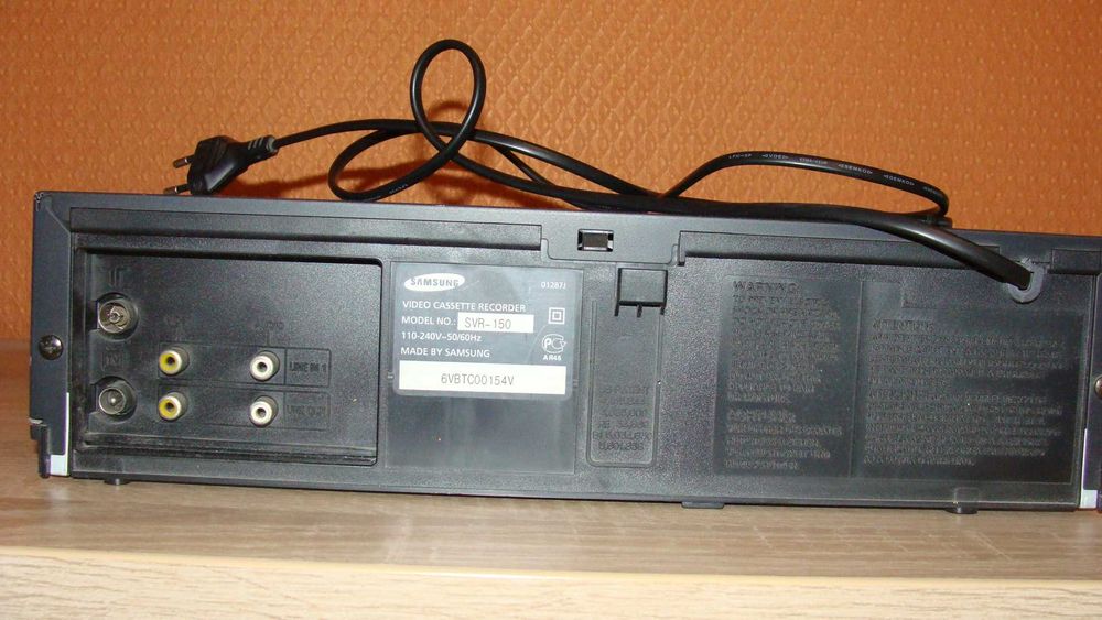 Відеомагнітофон  SAMSUNG SVR-150