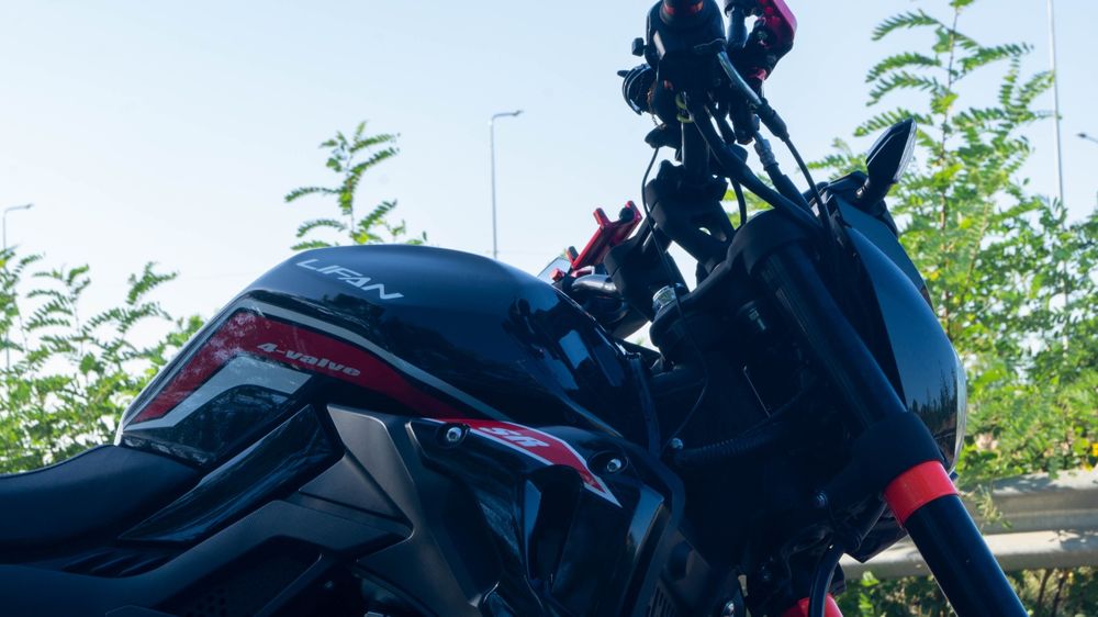 Продається Lifan SR220