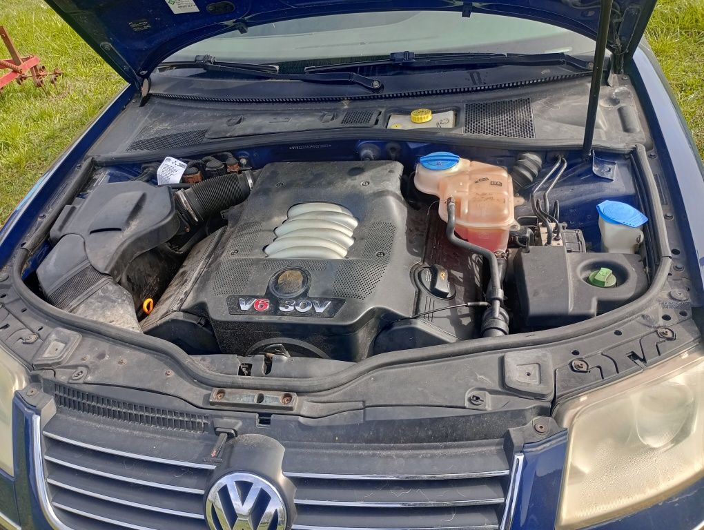 Volkswagen Passat w całości lub na części B5 2.8 benzyna 4 motion 2003