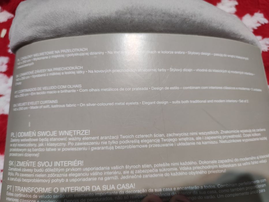 Komplet zasłon na przelotkach SMUKEE