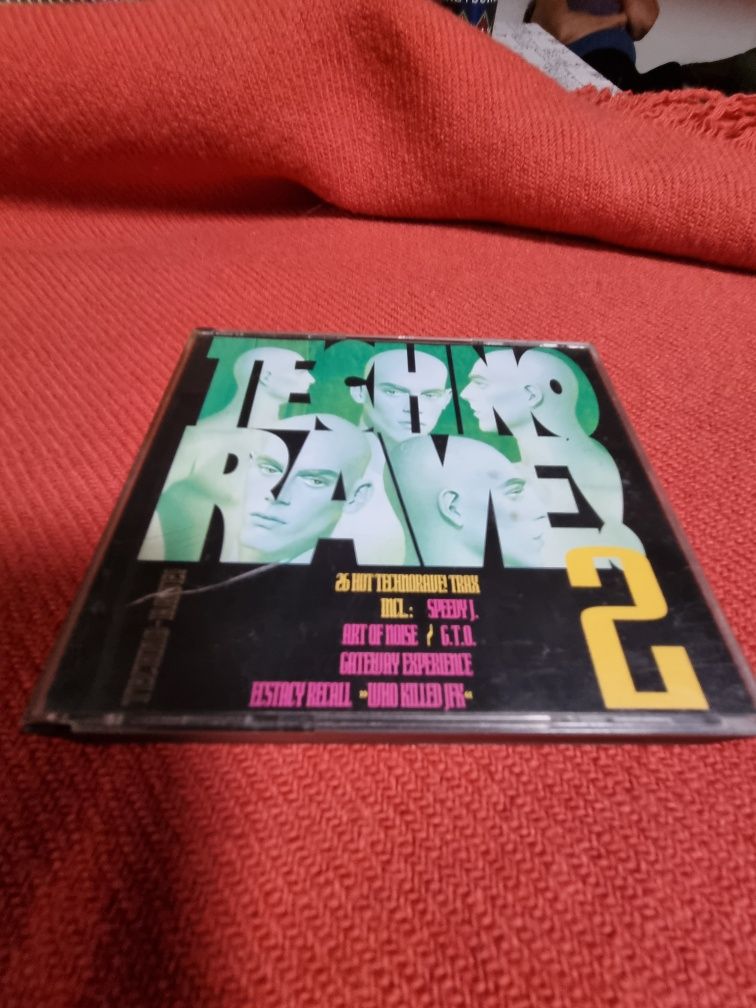 Płyta kompaktowa Techno Rave 2cd kto zna rave