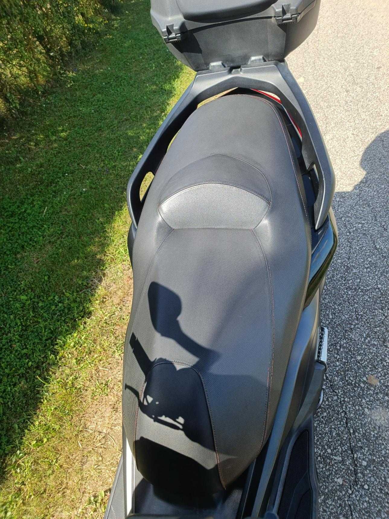 Yamaha X-MAX 125 XMAX 125cc 15KM S