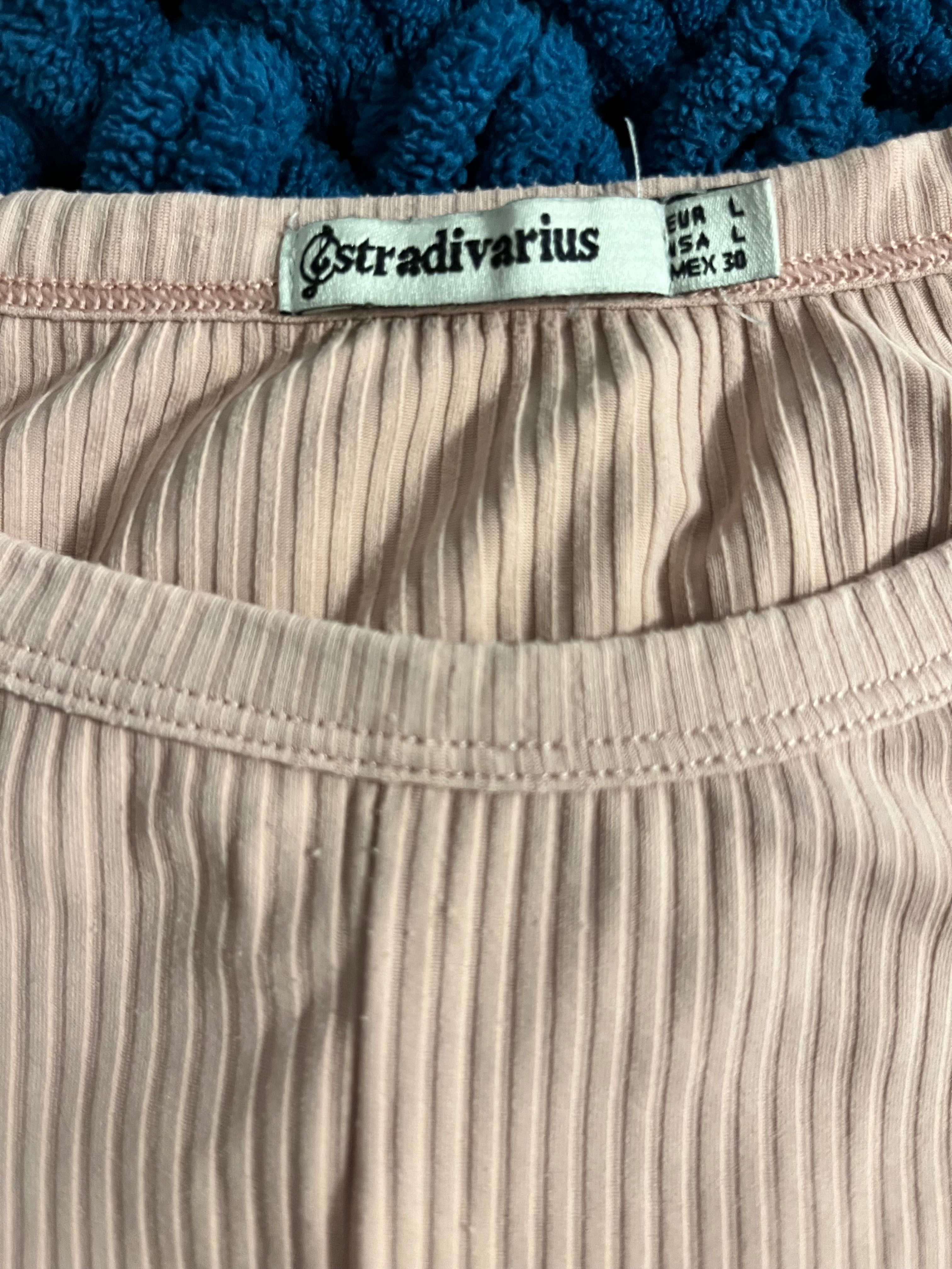 Różowa bluzka Stradivarius