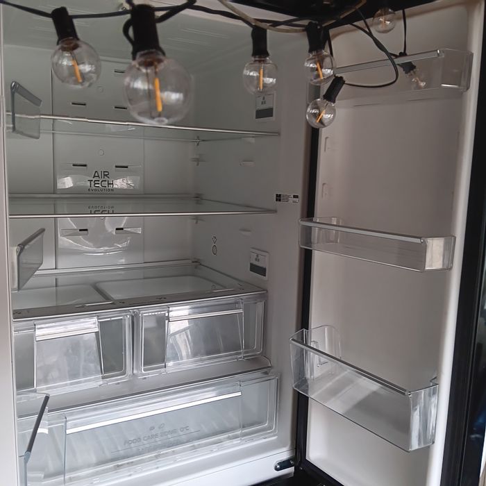 Lodówka zamrażalka czarna