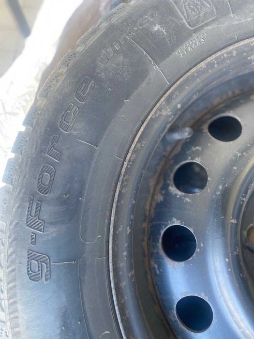 BFGoodrich, Felgi plus opony zimowe x 4 sztuki, 195/65/R15, dobry stan