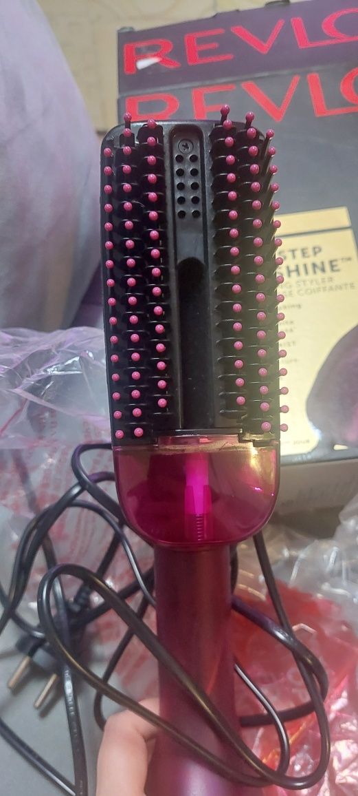 Szczotka prostująca Revlon RVDR5232E nowa