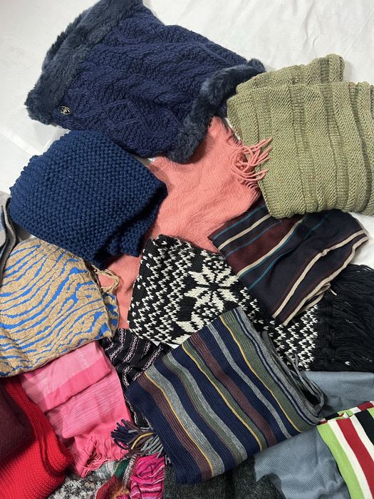 Секонд хенд оптом шарфи дорослі Англія ціна за 1 кг