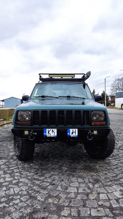 Jeep Cherokee JEEP XJ 1999, 4.0 + GAZ STAN - BDB
