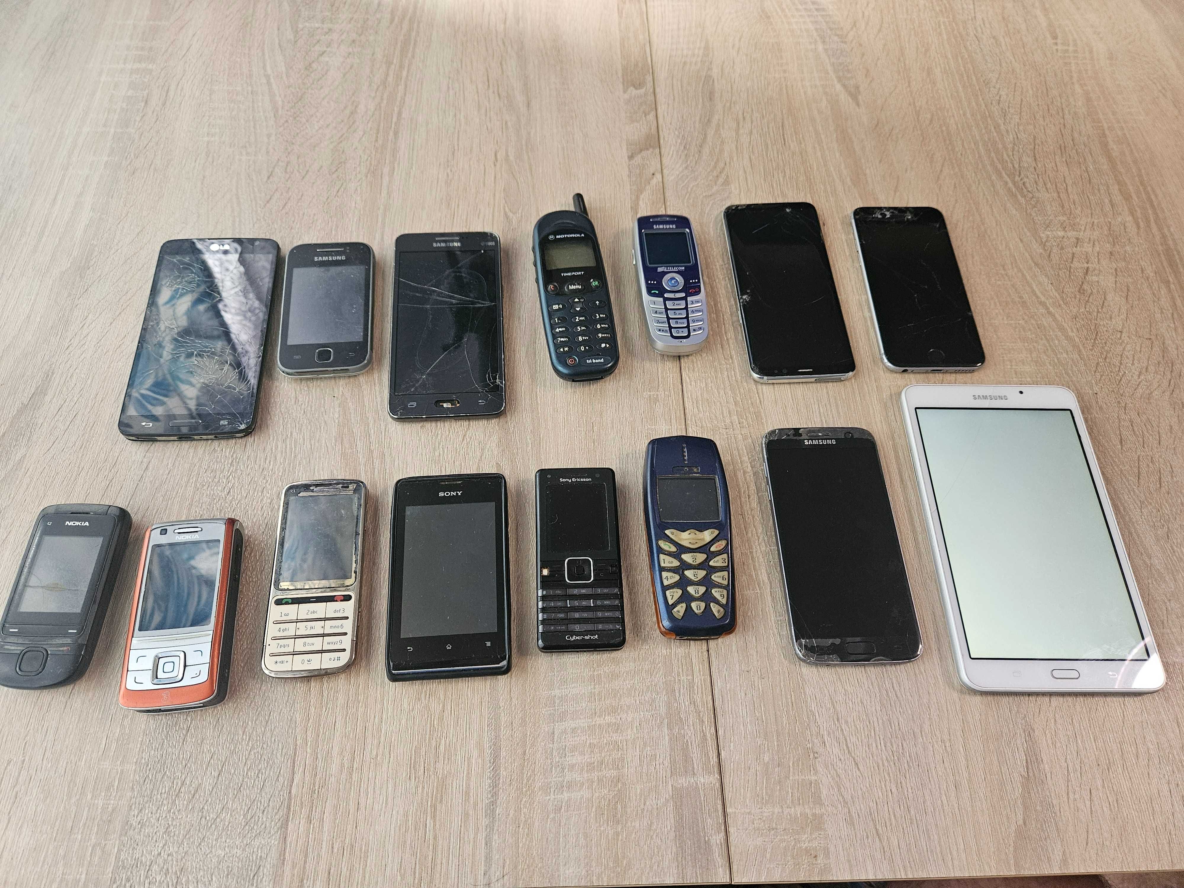 15szt uszkodzonych telefonów