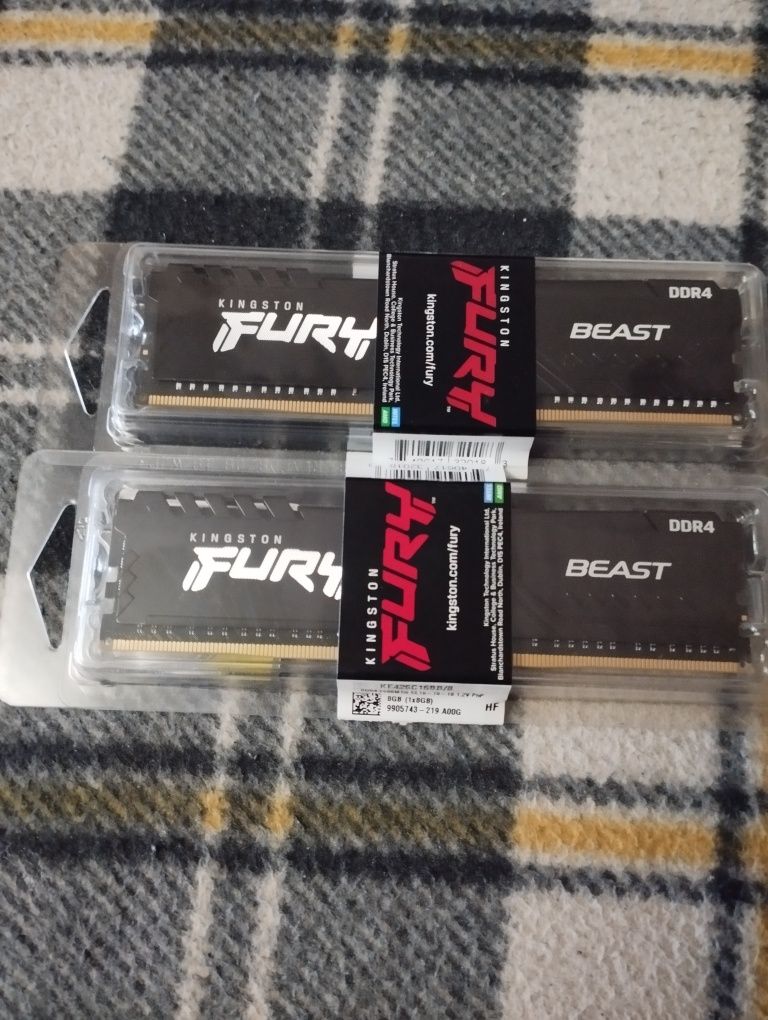 DDR4 Kingston Fury 16gb