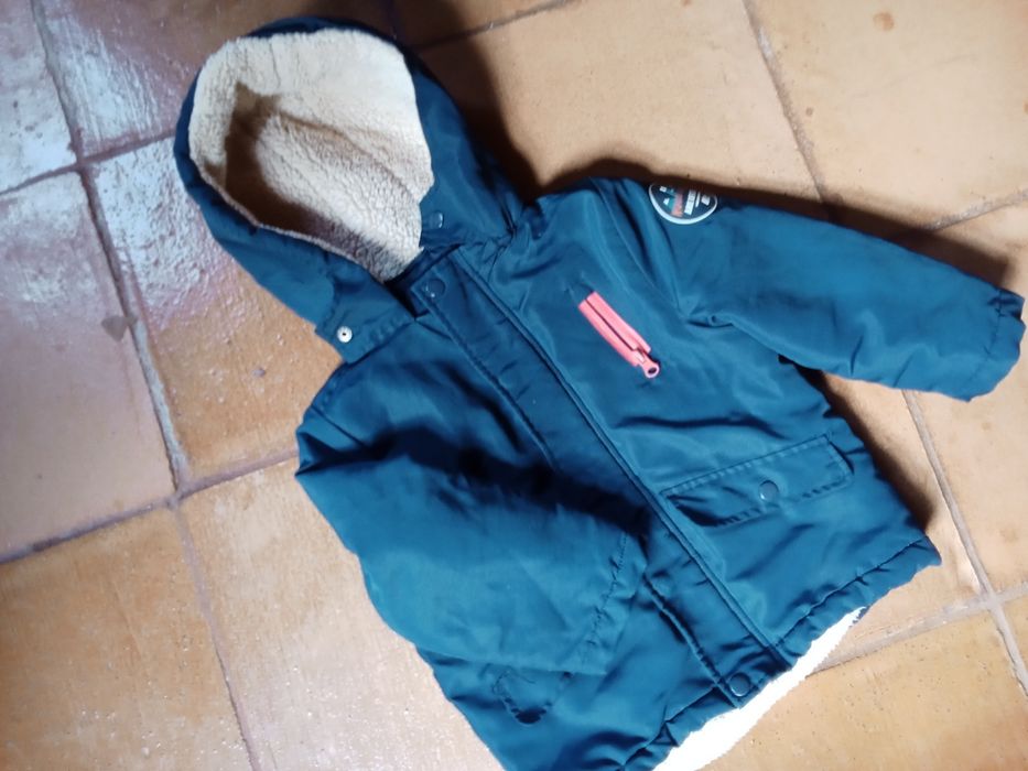 Blusão de criança com pelo