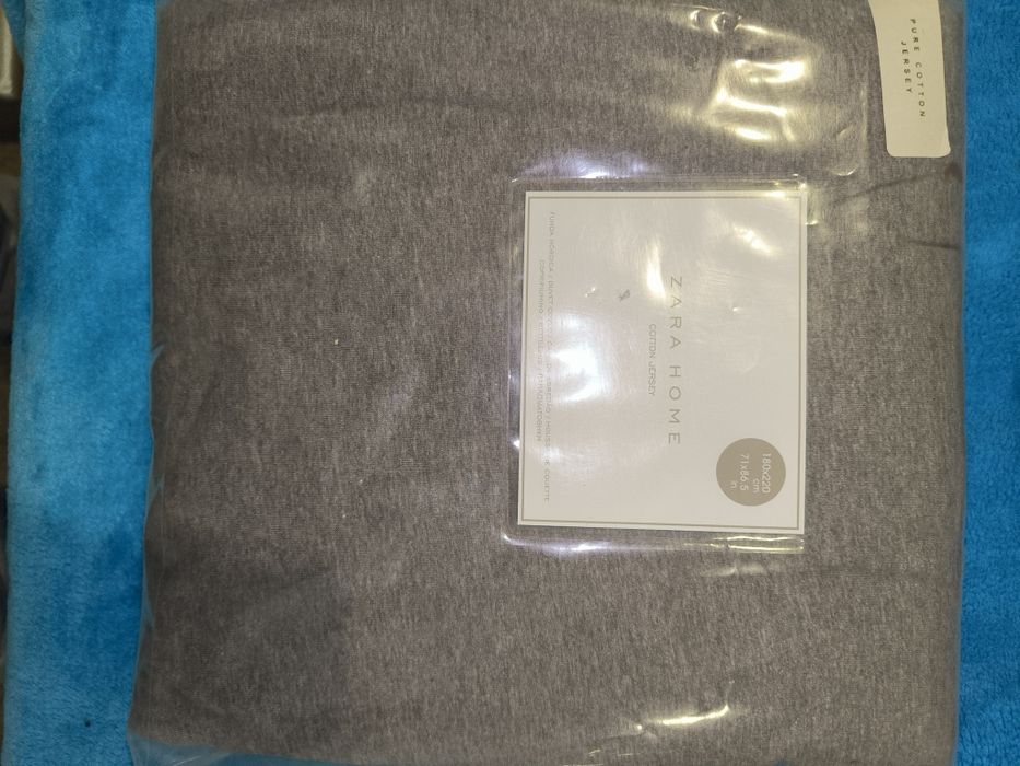 Capa de edredão cinzento da Zara home