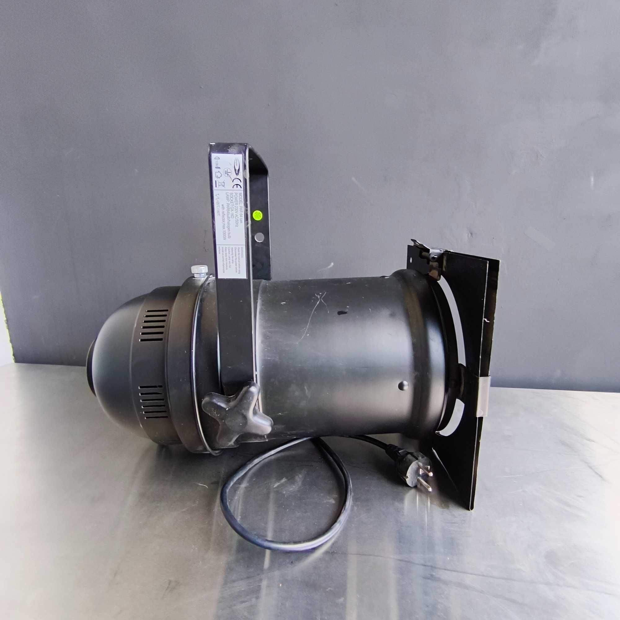 Relfektor PAR64 Showtec z lustrem - 1 sztuk / 10 sztuk