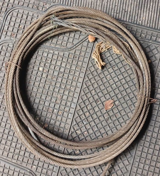 Трос стальной, 10 метров