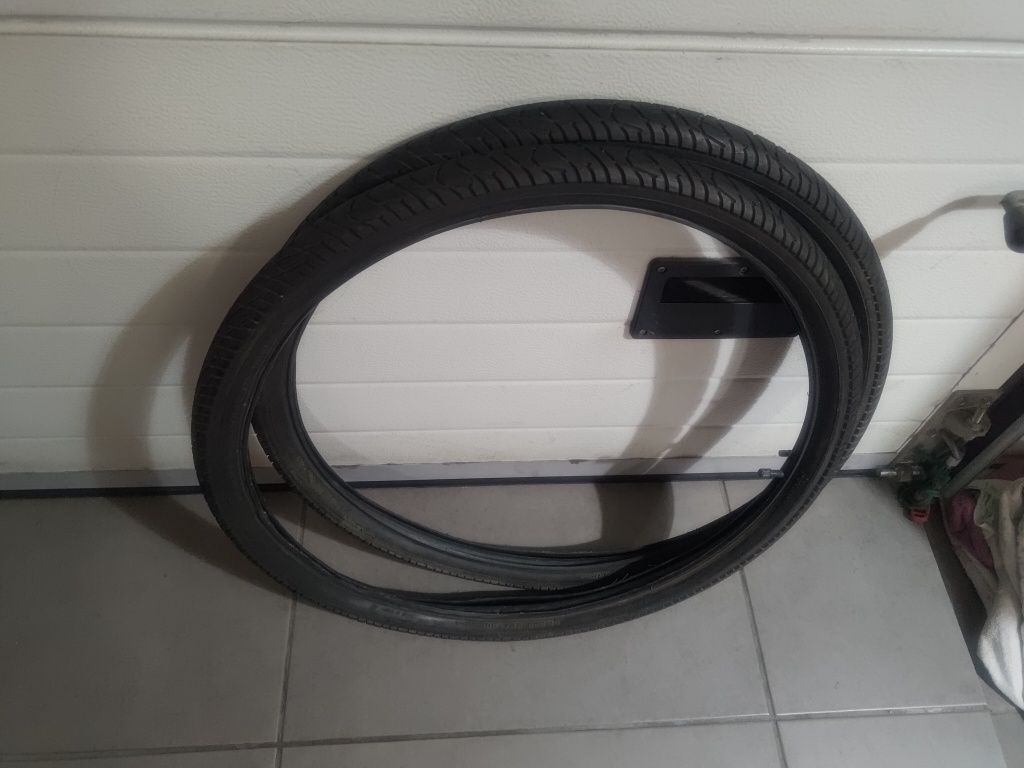 2 Pneus roda 26 com camara