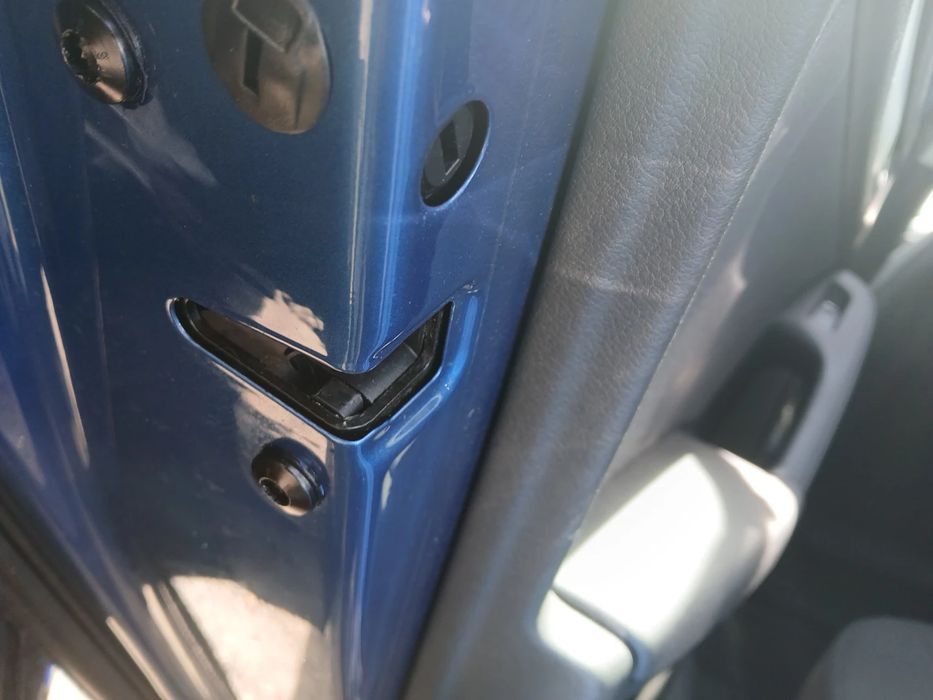 Fechadura / fecho porta trás esquerdo AUDI A4 Avant (8K5, B8)