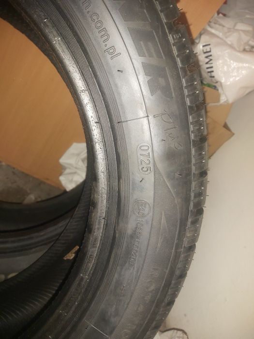 Opony wielosezonowe 225/50 R17 Biznikowane Nowe..2 sztuki..i