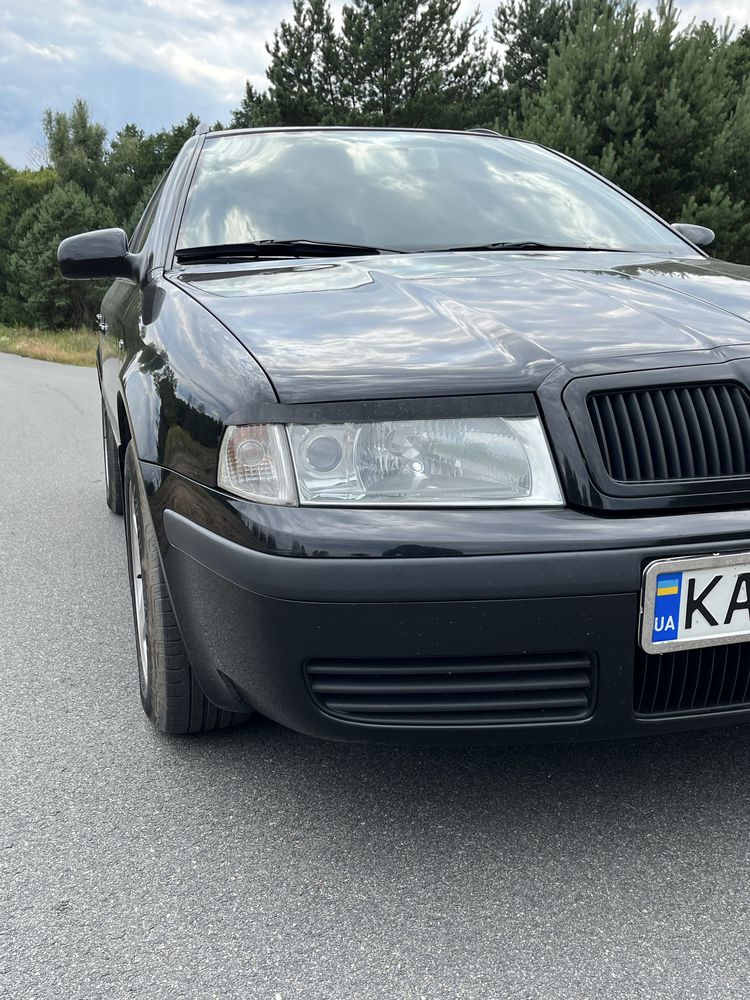 Skoda Octavia Tour a4