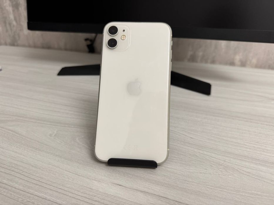Продам iPhone 11 128GB, White